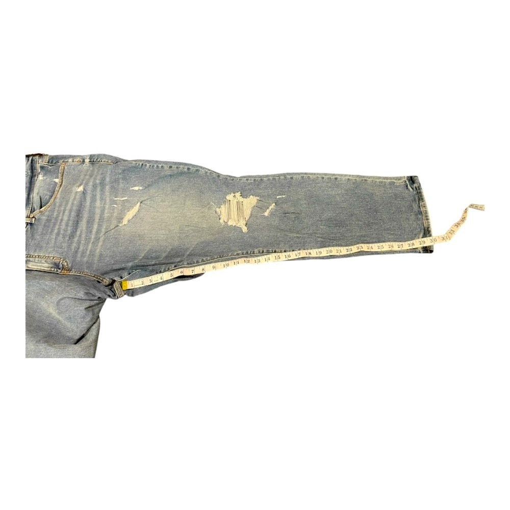 ๐ TORRID Boyfriend Straight - Distressed Jeans - PLUS Sz 26T - NWT - Picture 11 of 12